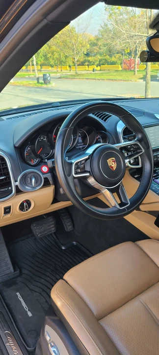 2015 Porsche 958 Cayenne Diesel - Image 14 of 23