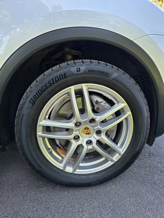 2015 Porsche 958 Cayenne Diesel - Image 9 of 10