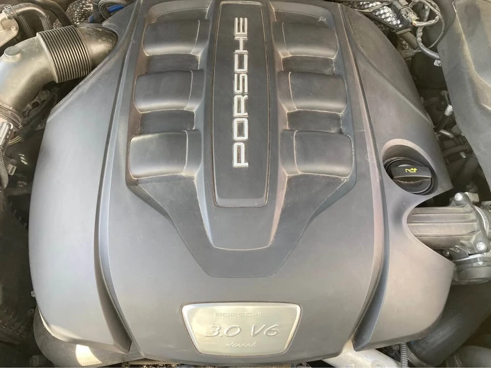 2015 Porsche 958 Cayenne Diesel - Image 6 of 13