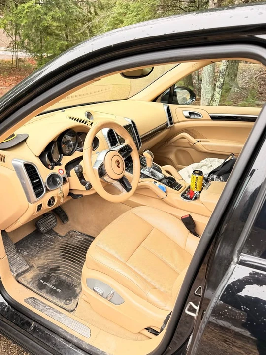 2015 Porsche 958 Cayenne Diesel - Image 9 of 9