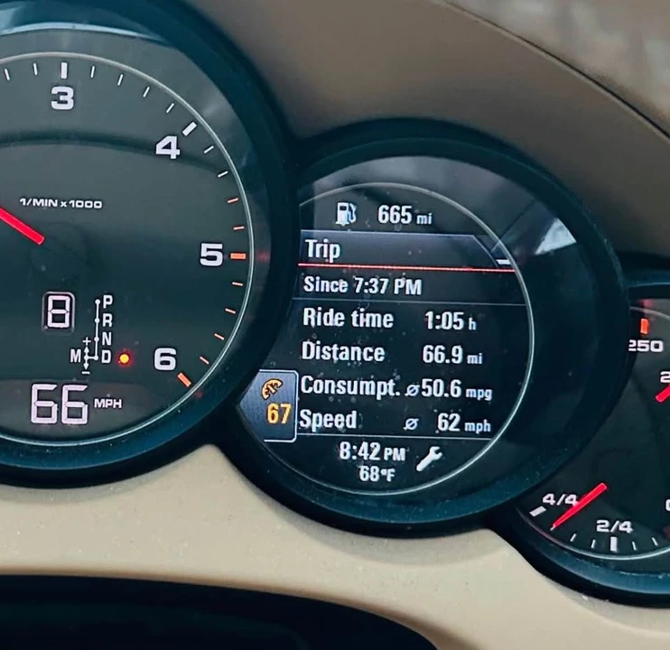 2015 Porsche 958 Cayenne Diesel - Image 5 of 10