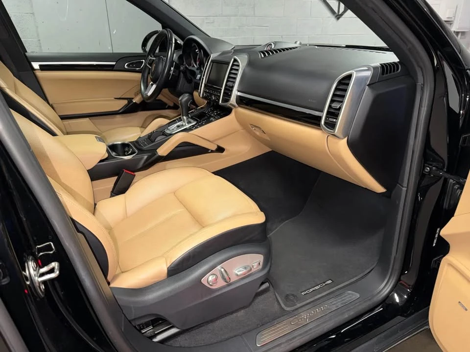 2015 Porsche 958 Cayenne Diesel - Image 7 of 16