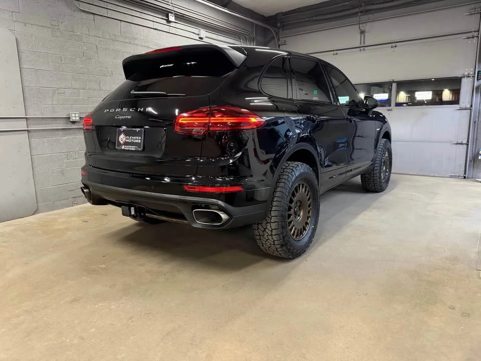 2015 Porsche 958 Cayenne Diesel - Image 2 of 16