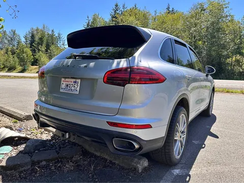2015 Porsche Cayenne Diesel Sport Utility 4D