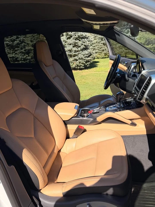 2015 Porsche 958 Cayenne Diesel - Image 14 of 20