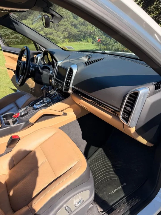 2015 Porsche 958 Cayenne Diesel - Image 13 of 20