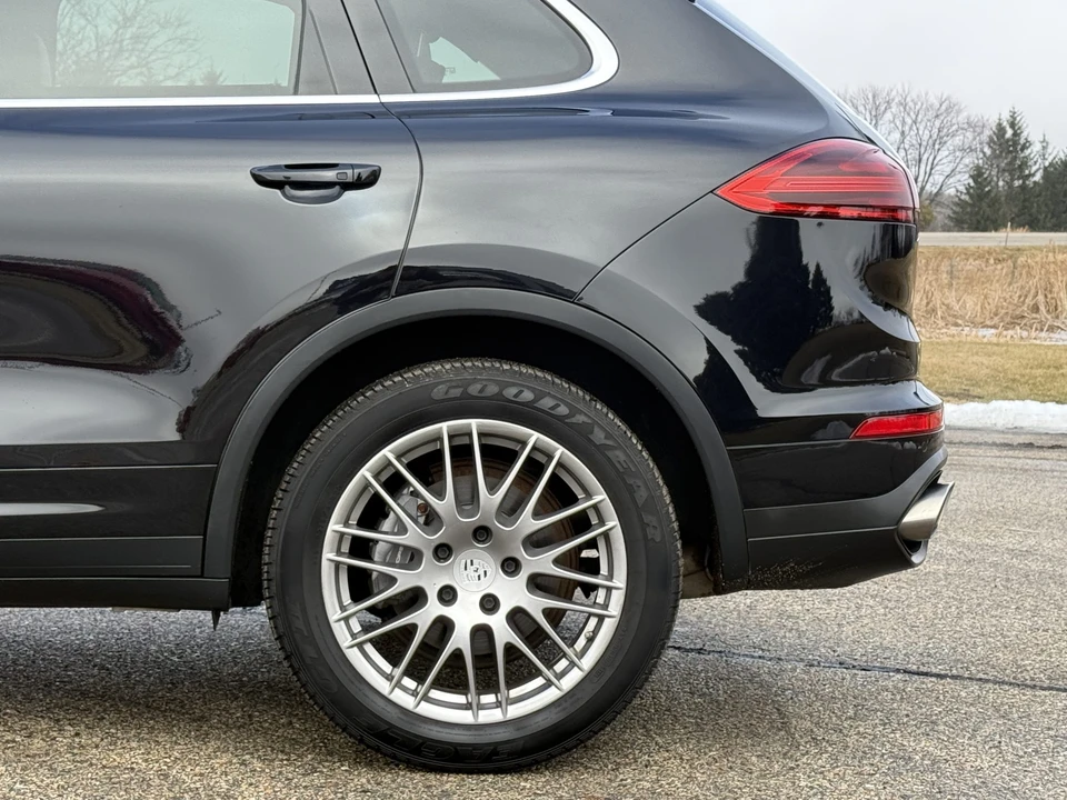 2015 Porsche 958 Cayenne Diesel - Image 29 of 31