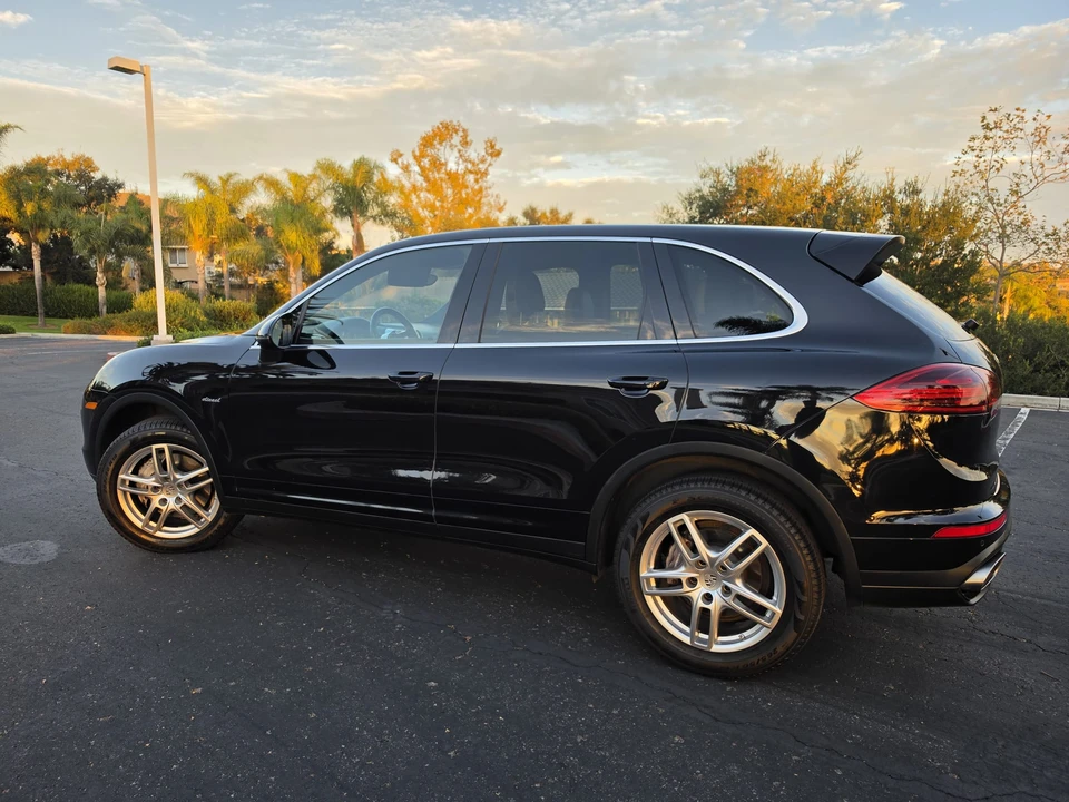 2015 Porsche 958 Cayenne Diesel - Image 11 of 31
