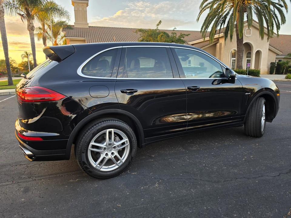 2015 Porsche 958 Cayenne Diesel - Image 17 of 31