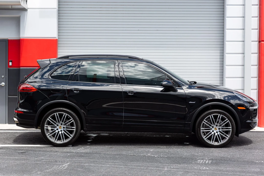 2015 Porsche 958 Cayenne Diesel - Image 17 of 31
