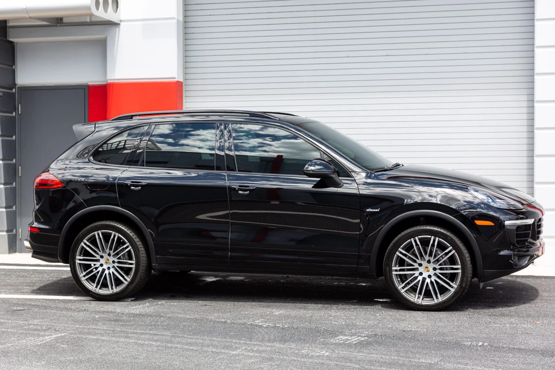 2015 Porsche 958 Cayenne Diesel - Image 16 of 31