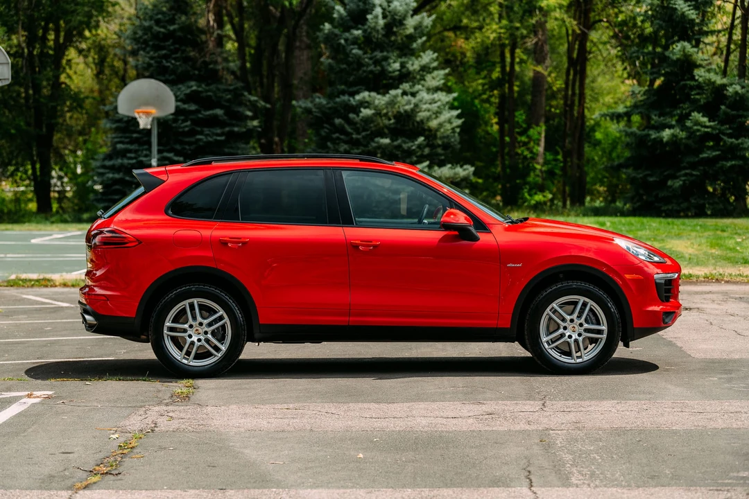 2015 Porsche 958 Cayenne Diesel - Image 26 of 31