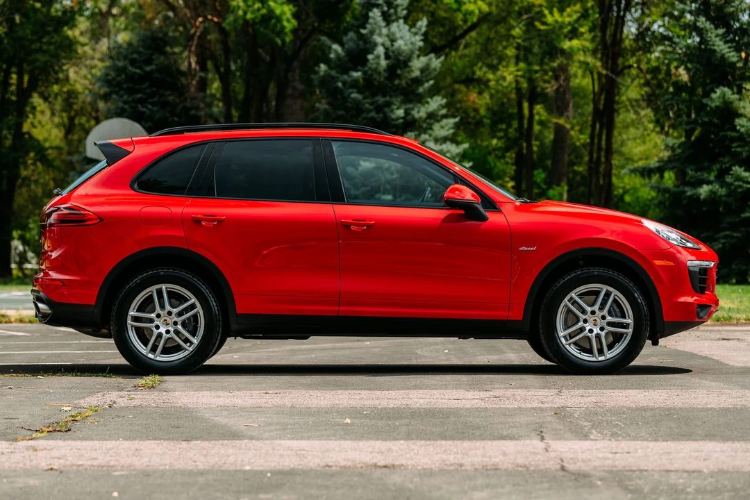 2015 Porsche 958 Cayenne Diesel - Image 25 of 31