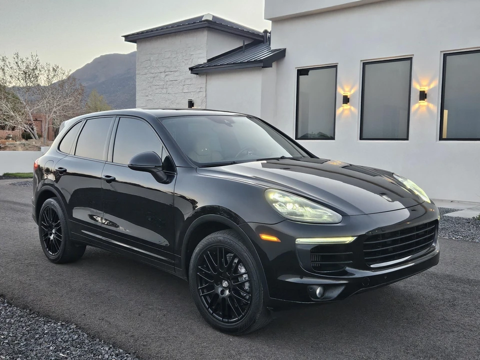 2015 Porsche 958 Cayenne Diesel - Image 29 of 31