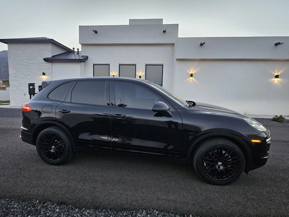 2015 Porsche 958 Cayenne Diesel - Image 26 of 31