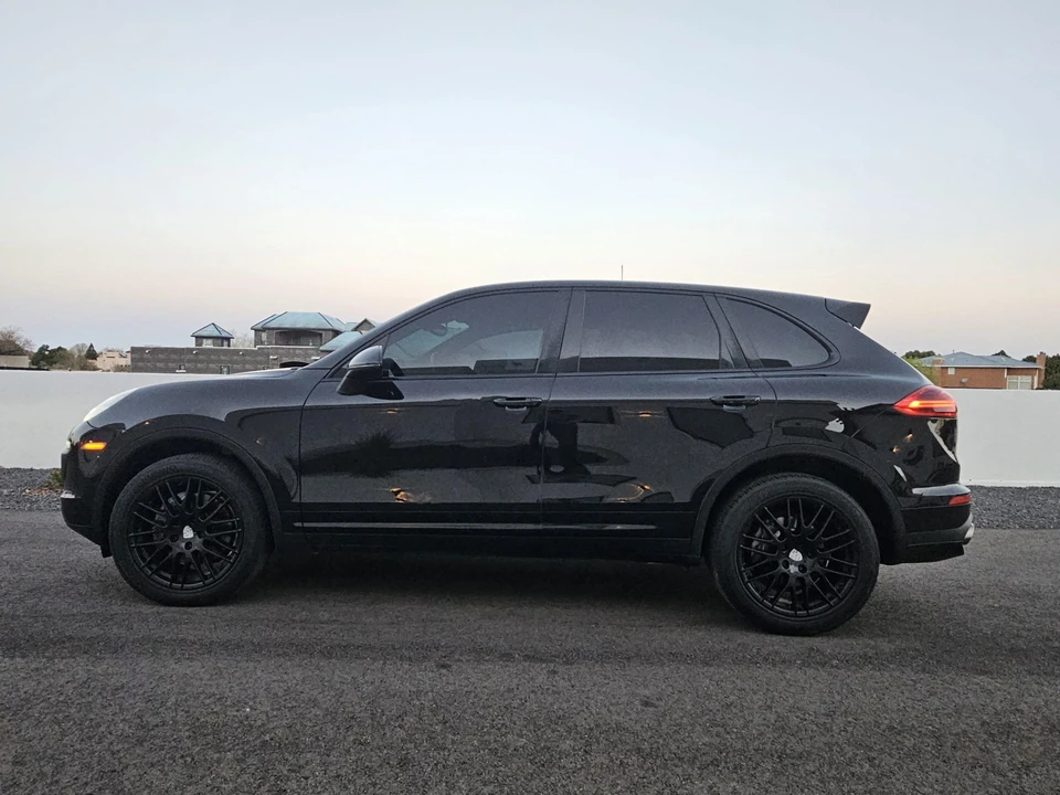 2015 Porsche 958 Cayenne Diesel - Image 10 of 31
