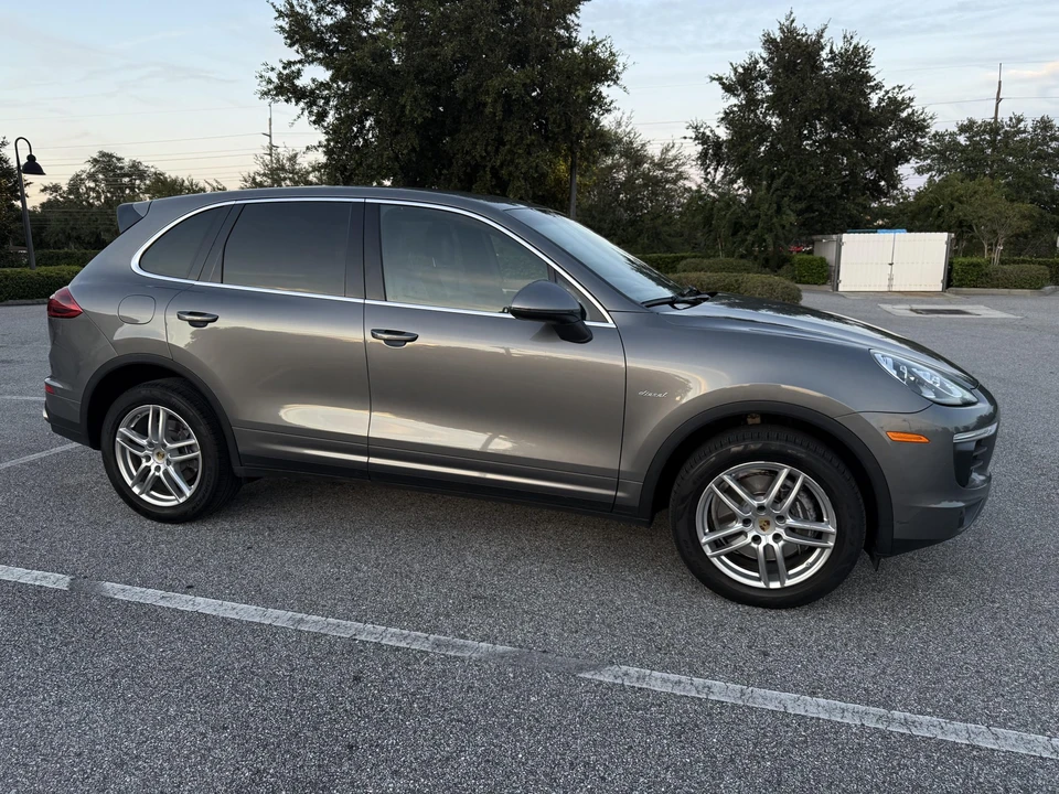 2015 Porsche 958 Cayenne Diesel - Image 30 of 31