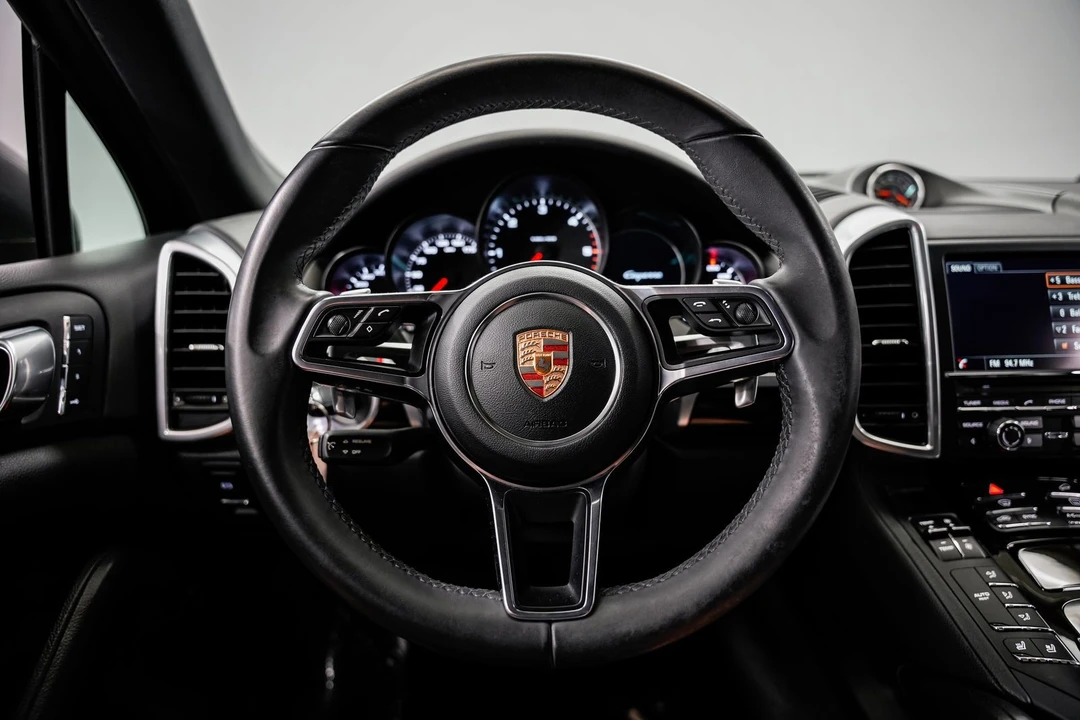 2015 Porsche 958 Cayenne Diesel - Image 10 of 31