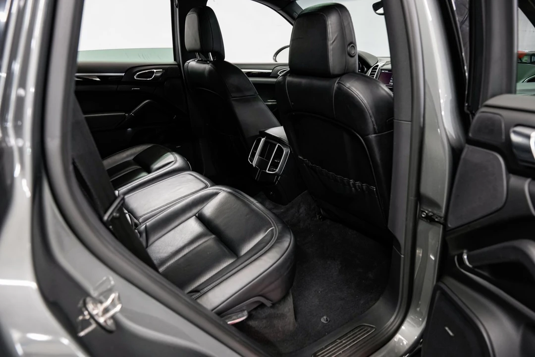 2015 Porsche 958 Cayenne Diesel - Image 27 of 31