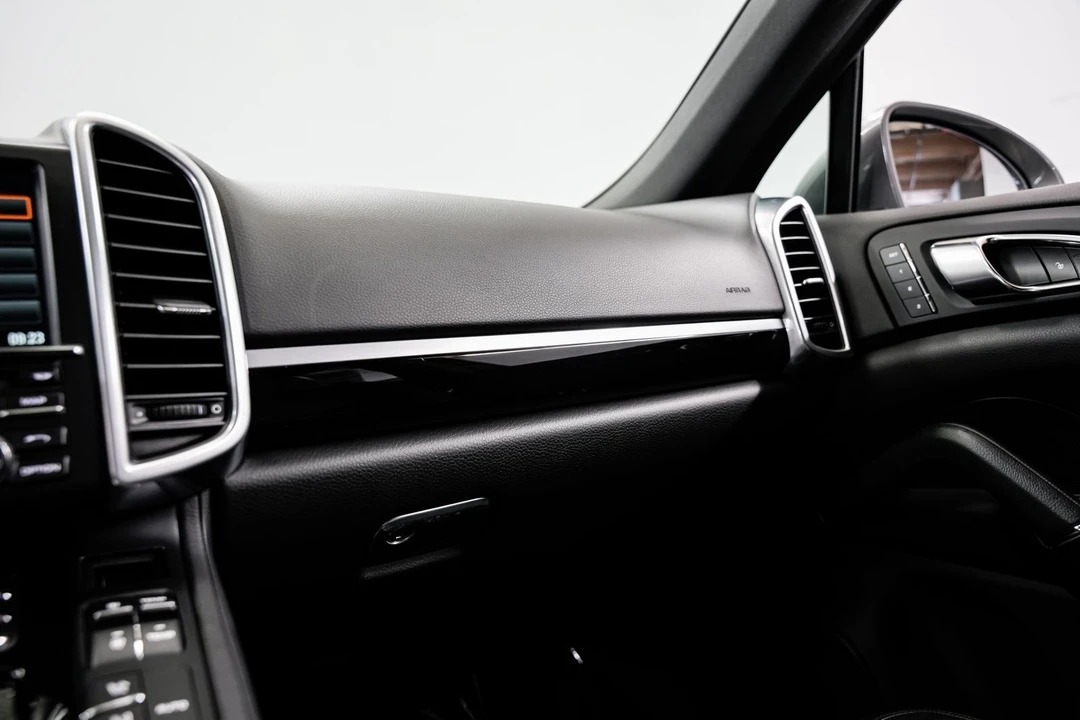 2015 Porsche 958 Cayenne Diesel - Image 15 of 31