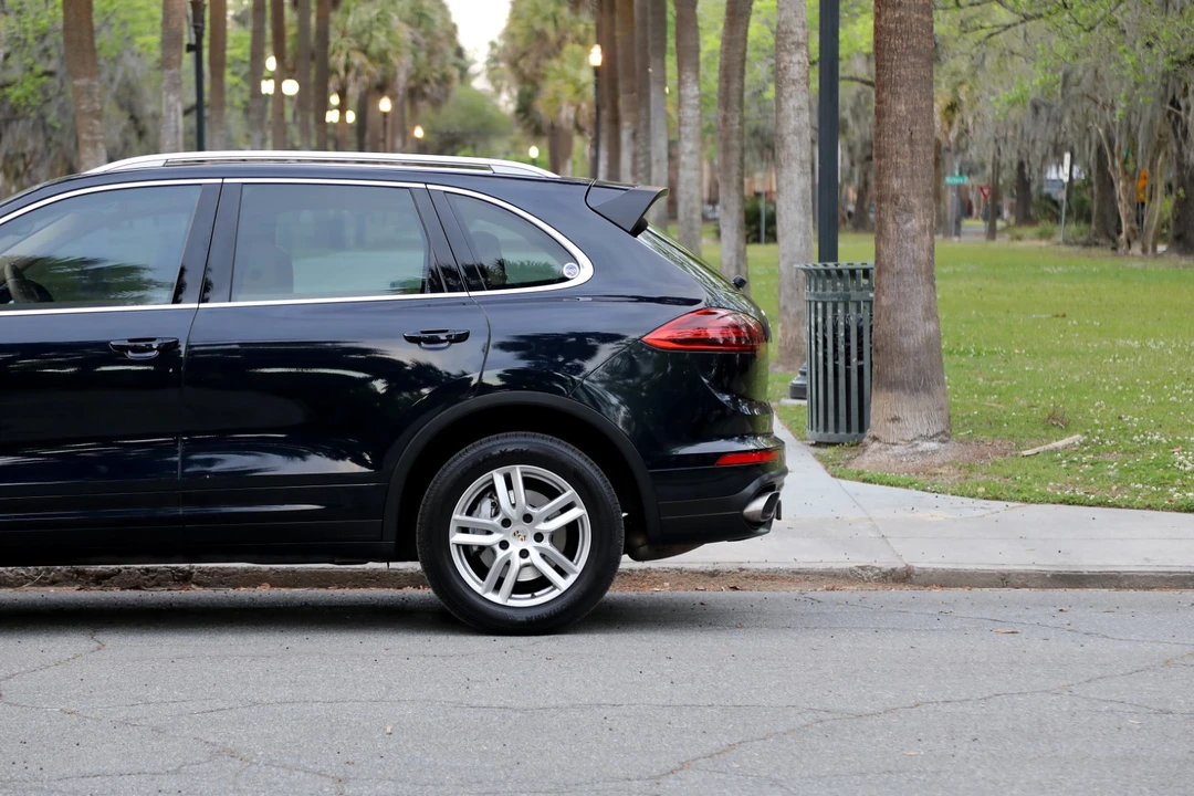 2015 Porsche 958 Cayenne Diesel - Image 11 of 31