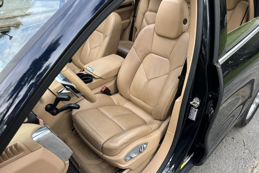 2015 Porsche 958 Cayenne Diesel - Image 24 of 31