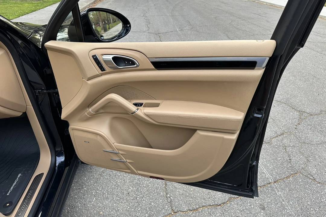 2015 Porsche 958 Cayenne Diesel - Image 28 of 31