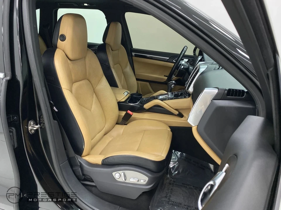 2015 Porsche 958 Cayenne Diesel - Image 16 of 21