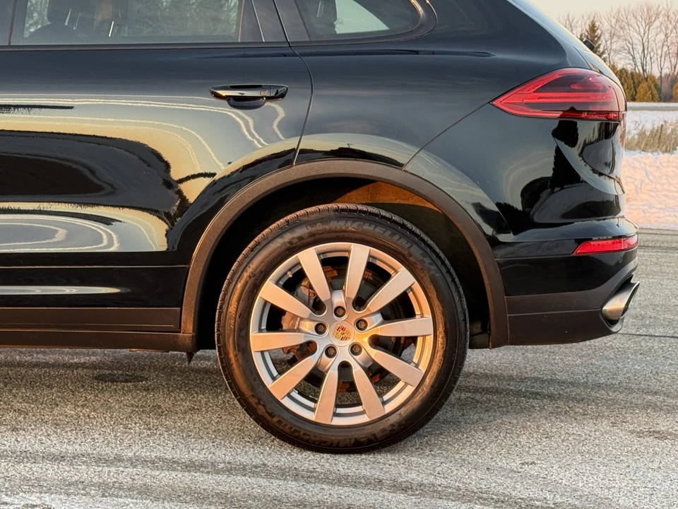2015 Porsche 958 Cayenne Diesel - Image 26 of 31