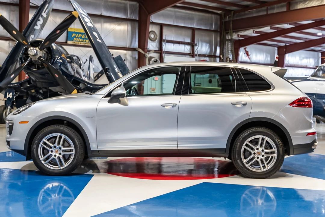 2015 Porsche 958 Cayenne Diesel - Image 11 of 31