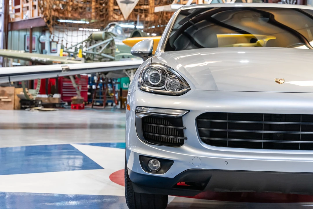 2015 Porsche 958 Cayenne Diesel - Image 13 of 31