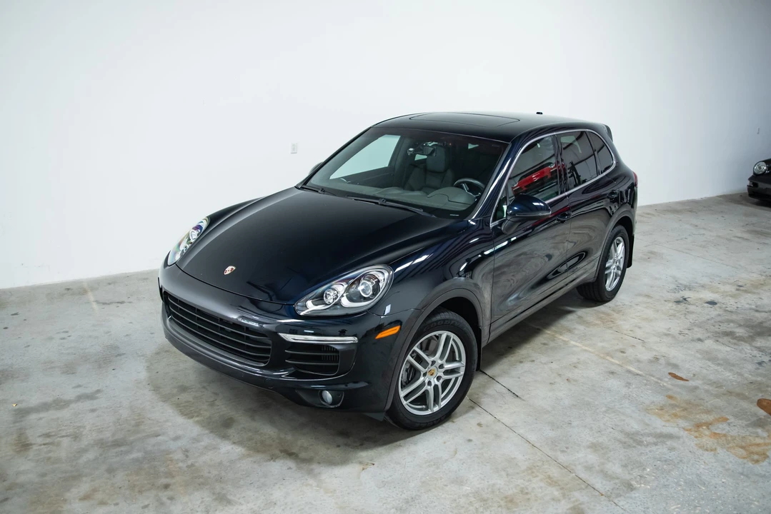 2015 Porsche 958 Cayenne Diesel - Image 2 of 31