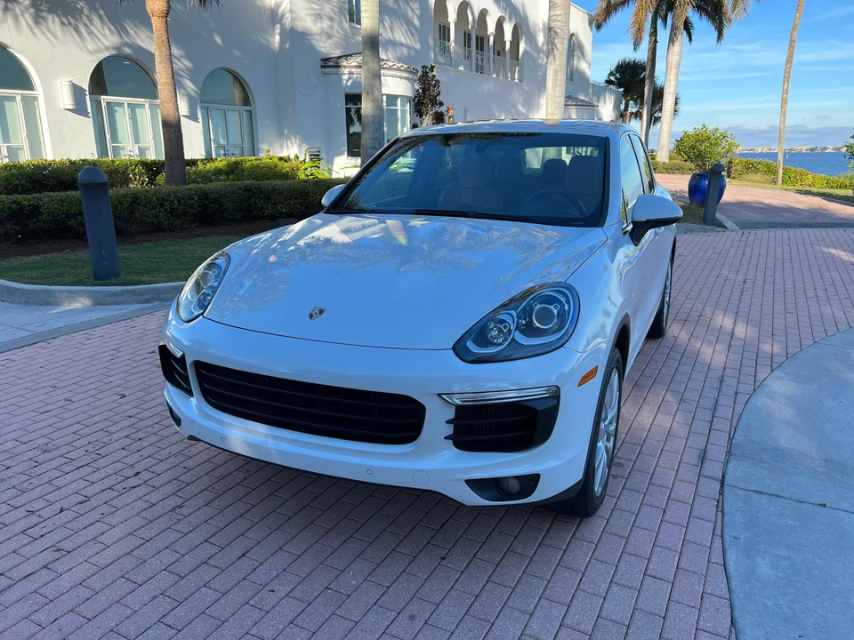 2015 Porsche 958 Cayenne Diesel - Image 10 of 31