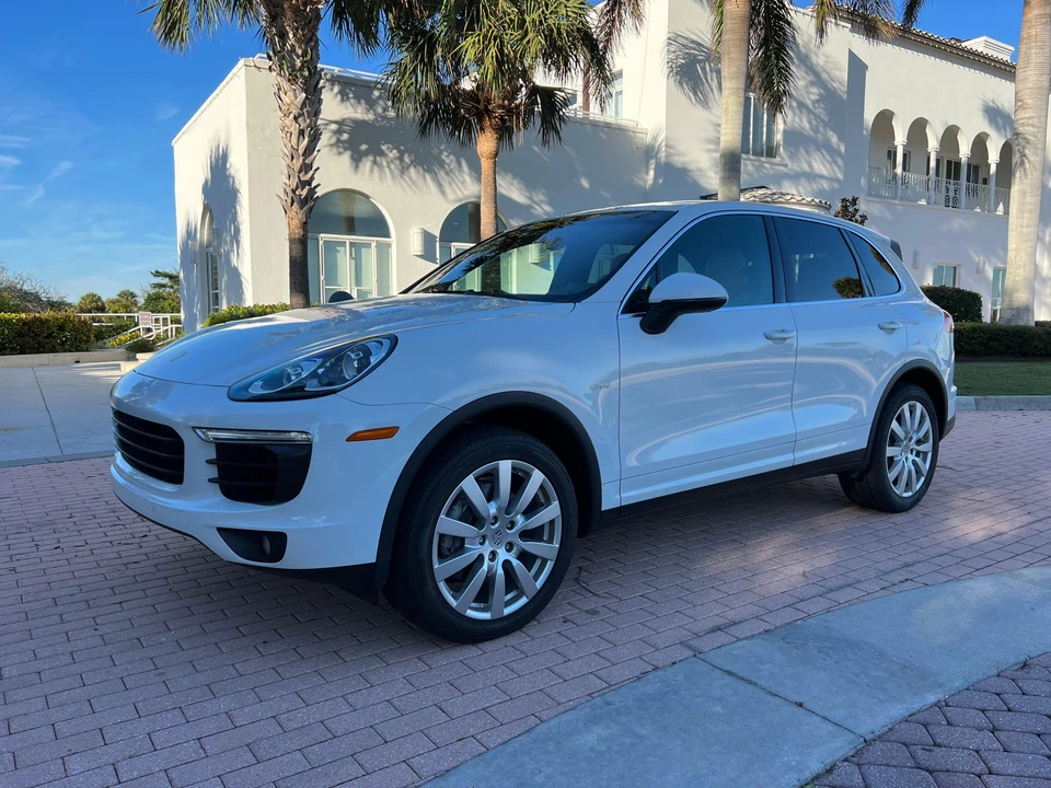 2015 Porsche 958 Cayenne Diesel - Image 14 of 31