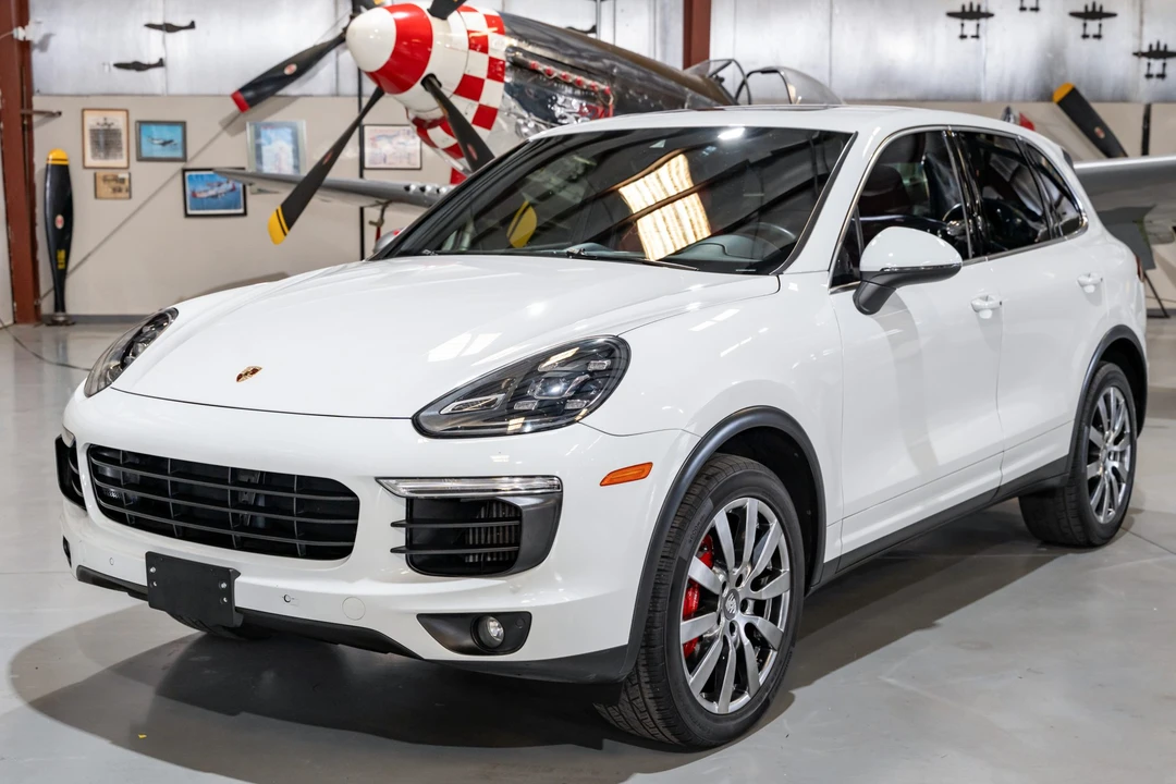 2015 Porsche 958 Cayenne Diesel - Image 2 of 31