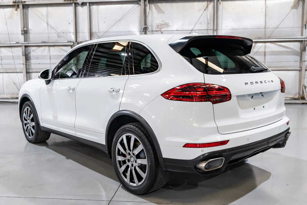 2015 Porsche 958 Cayenne Diesel - Image 4 of 31