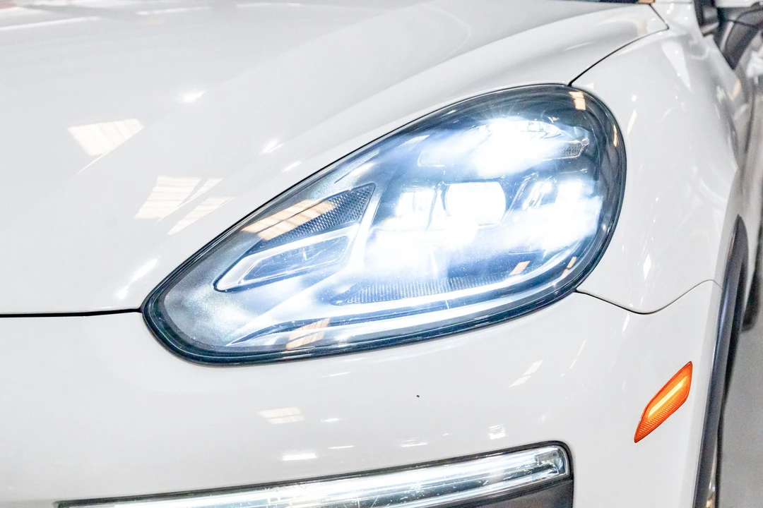 2015 Porsche 958 Cayenne Diesel - Image 16 of 31