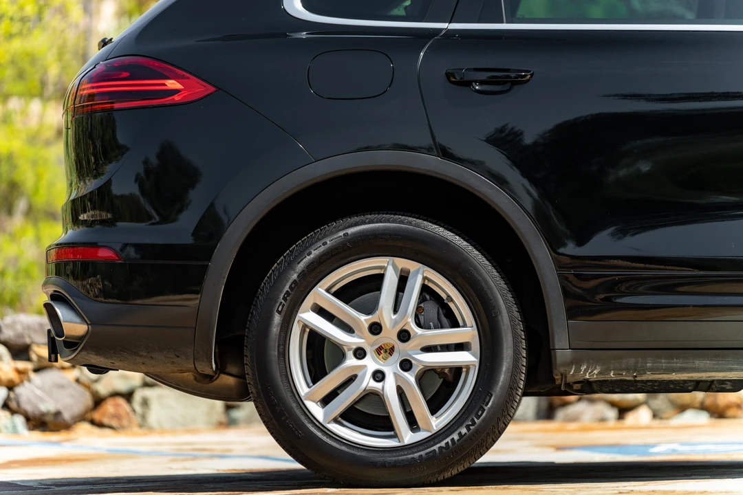 2015 Porsche 958 Cayenne Diesel - Image 28 of 31