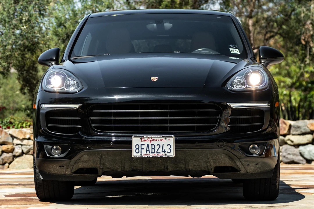 2015 Porsche 958 Cayenne Diesel - Image 2 of 31