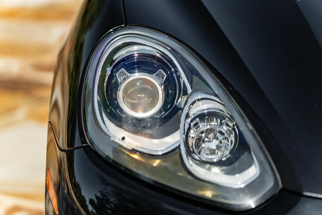 2015 Porsche 958 Cayenne Diesel - Image 10 of 31