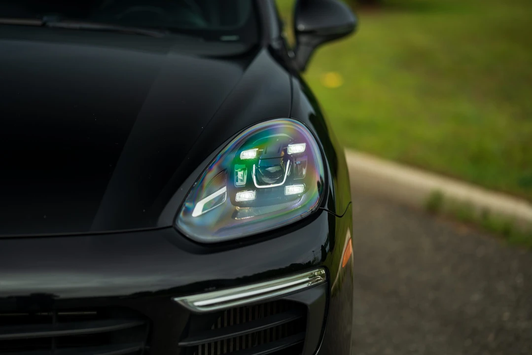 2015 Porsche 958 Cayenne Diesel - Image 20 of 31