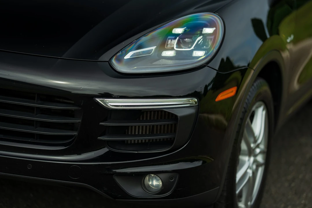 2015 Porsche 958 Cayenne Diesel - Image 24 of 31