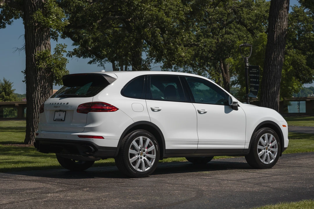 2015 Porsche 958 Cayenne Diesel - Image 10 of 31