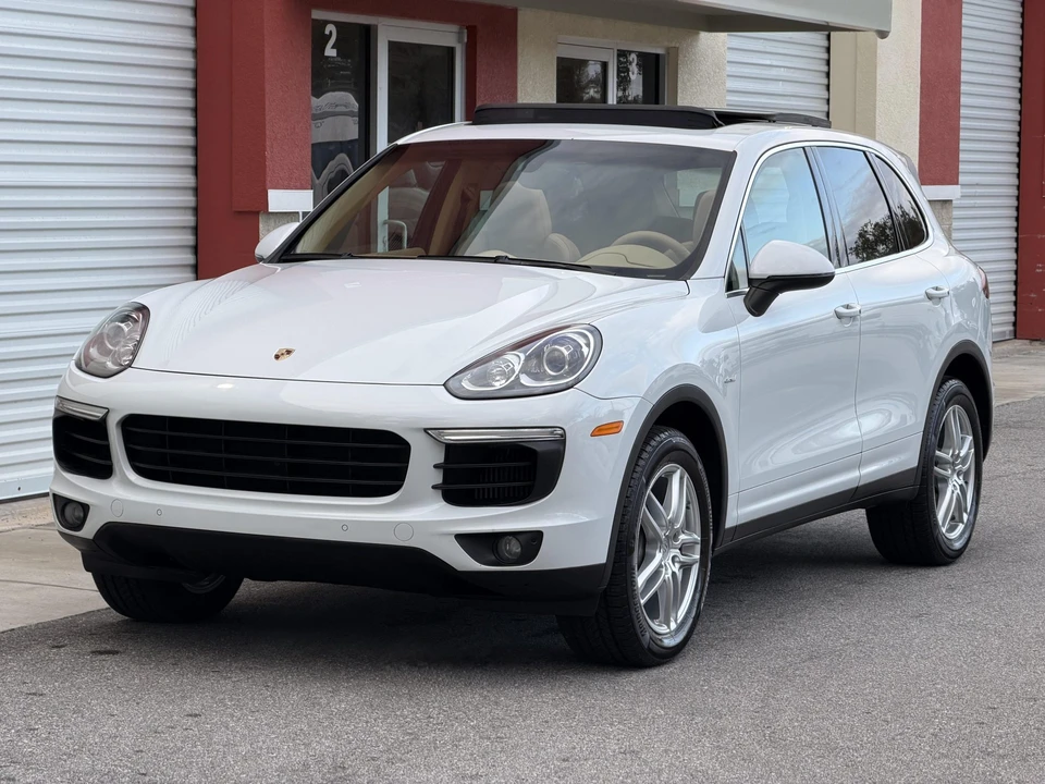 2015 Porsche 958 Cayenne Diesel - Image 4 of 31