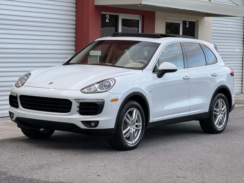 2015 Porsche 958 Cayenne Diesel - Image 5 of 31