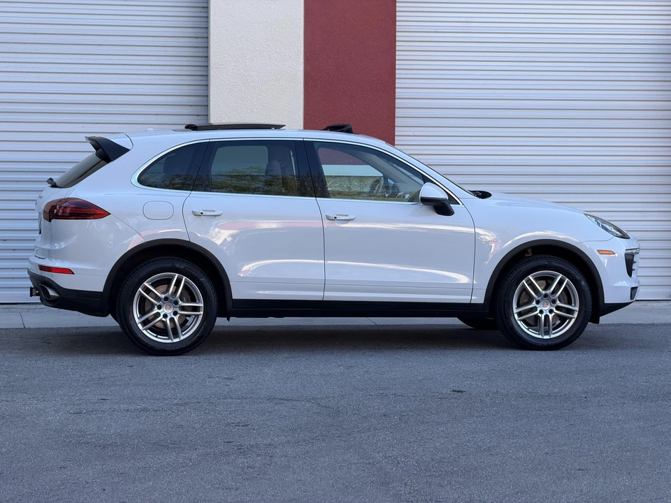 2015 Porsche 958 Cayenne Diesel - Image 30 of 31
