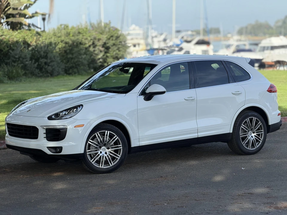 2015 Porsche 958 Cayenne Diesel - Image 3 of 31