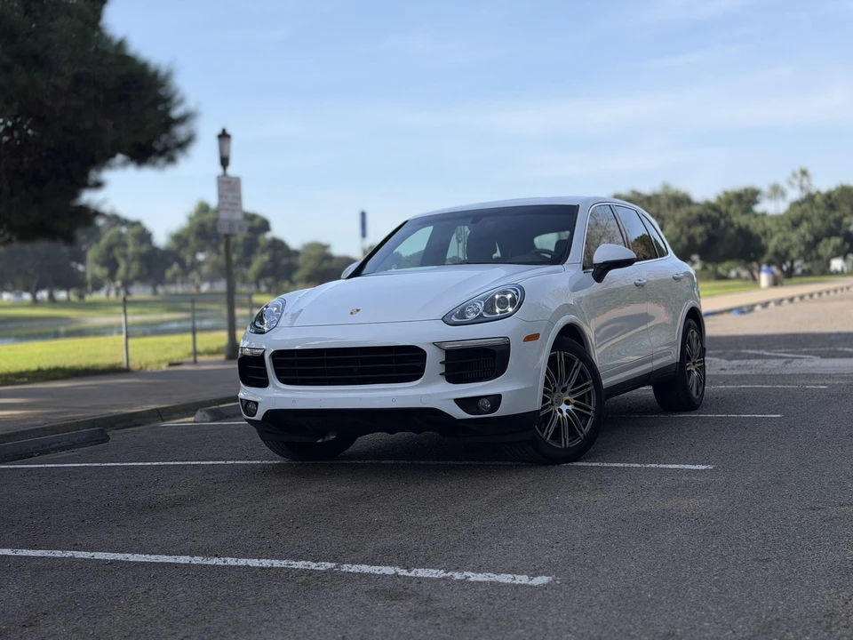 2015 Porsche 958 Cayenne Diesel - Image 10 of 31