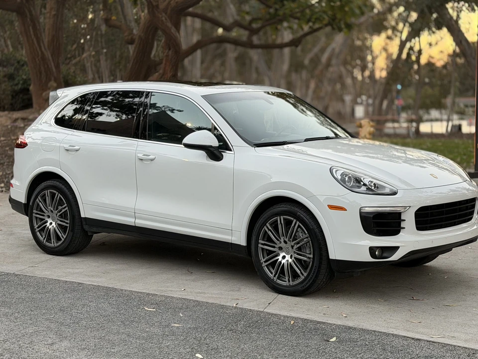 2015 Porsche 958 Cayenne Diesel - Image 25 of 31