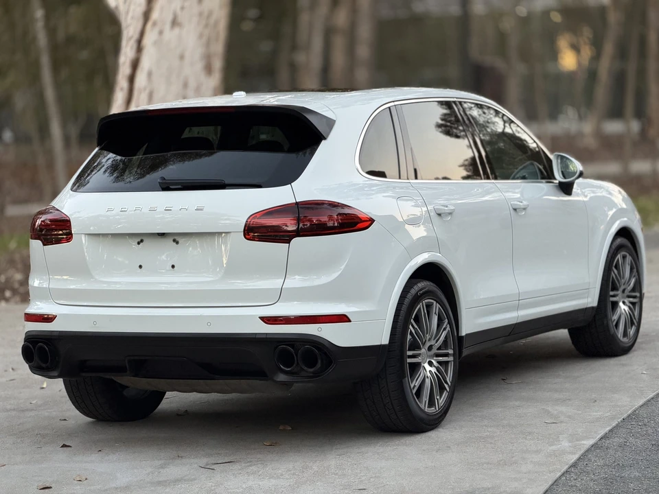 2015 Porsche 958 Cayenne Diesel - Image 30 of 31